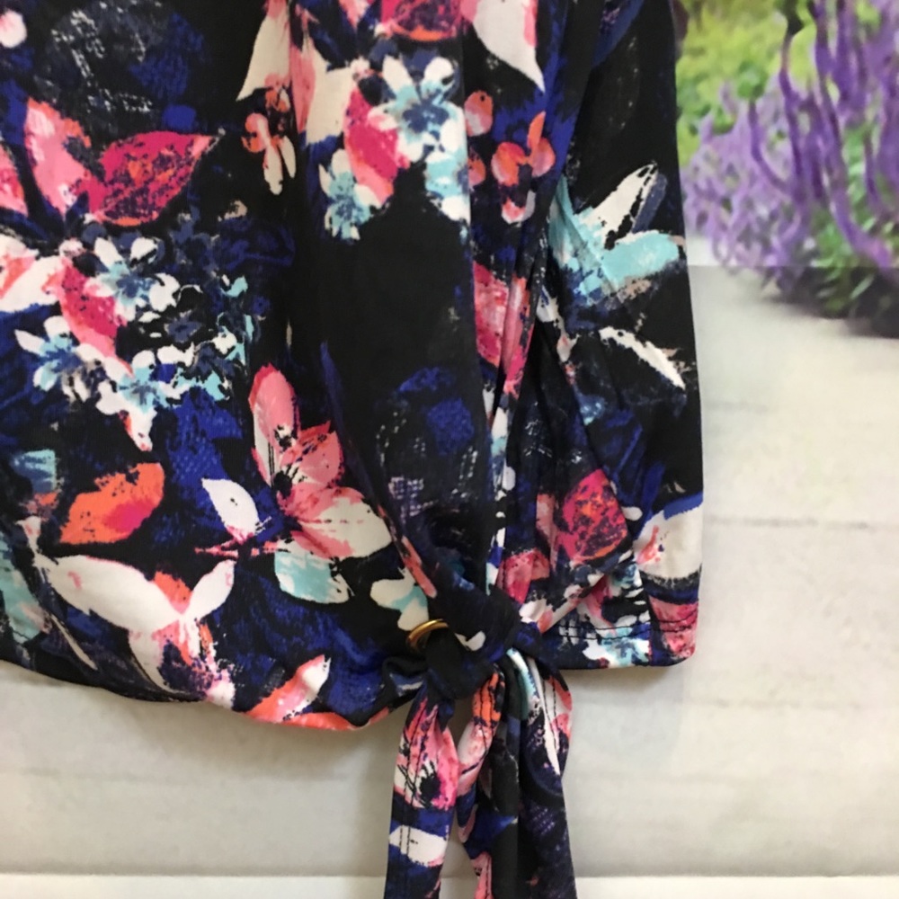 Ava Grace 3x Button Down Blouse - image 3